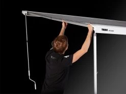 Tweedekans Thule Rain Blocker Side G2 250 S 9 Tweedekans Thule Rain Blocker Side G2 250 S -Buitenkampeerwinkel 601489 601489 images other thulerainblockerg2zijpaneels1 1 ecommerce 20