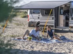 Fiamma Tie Down S Yellow Stormbandset 7 Fiamma Tie Down S Yellow Stormbandset -Buitenkampeerwinkel fiamma tie down yellow detail 2 ecommerce d009 1